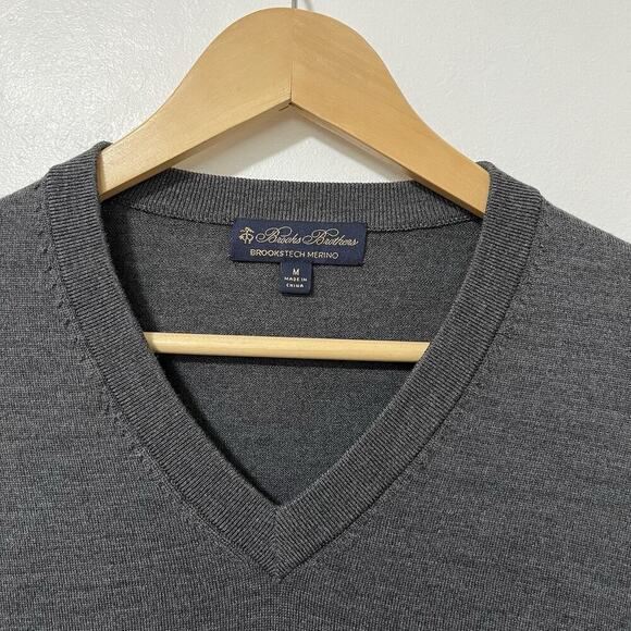 Brooks Brothers SaxXon Merino Wool Sweater Men's Size M Gray Academia Corpcore - Picture 5 of 6